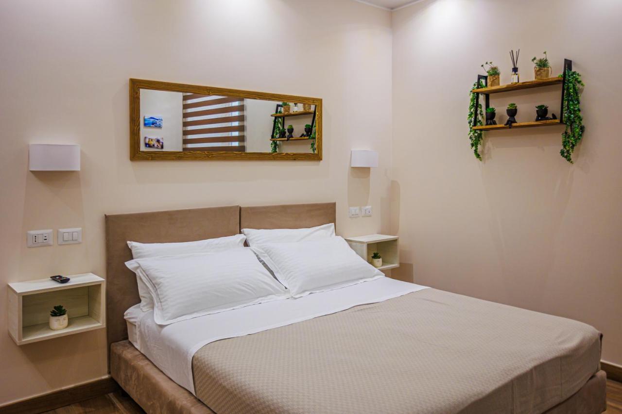 Peca'S Room Naples Exterior photo